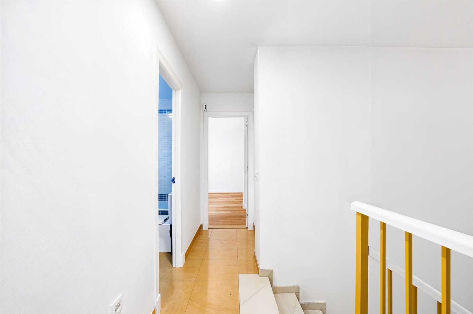 3 makuuhuone Rivitalo myytävänä paikassa Chiclana de la Frontera mukana 
autotalli - 329 990 € (Ref: 10067878)