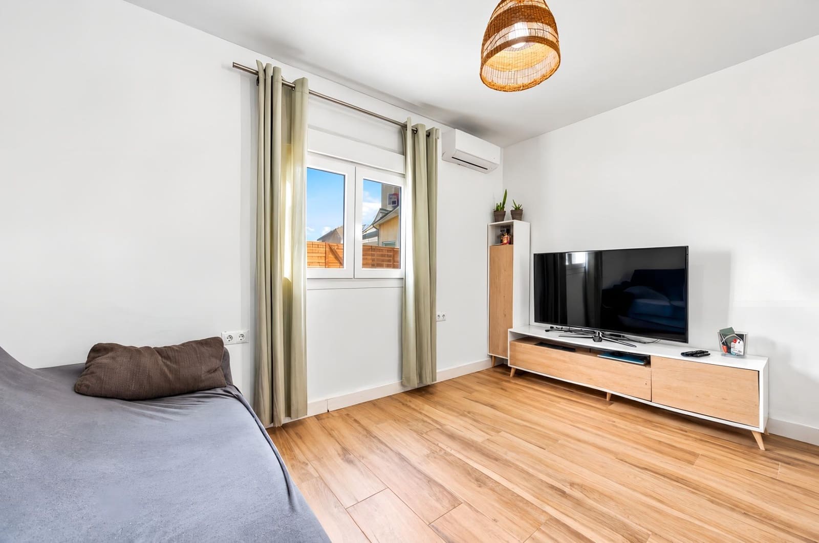 3 makuuhuone Huvila myytävänä paikassa Chiclana de la Frontera mukana uima-altaan 
autotalli - 235 000 € (Ref: 10098364)
