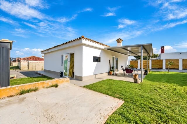 Chalet de 3 habitaciones en Chiclana de la Frontera en venta con piscina garaje - 235.000 € (Ref: 10098364)