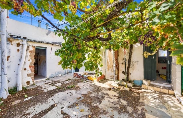 4 makuuhuone Maalaistalo myytävänä paikassa Chiclana de la Frontera - 175 000 € (Ref: 10111004)