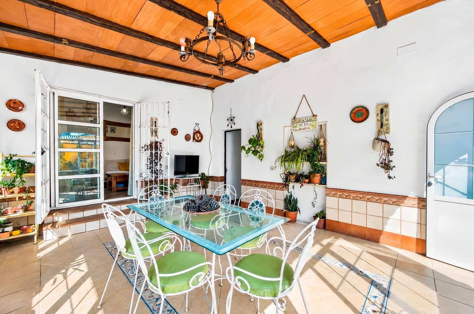 5 bedroom Villa for sale in Chiclana de la Frontera with pool - € 319,990 (Ref: 10155464)