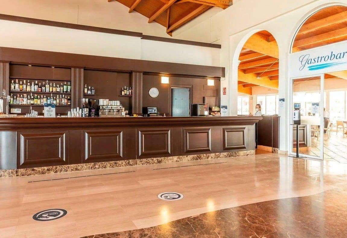 2 soveværelse Rækkehus til salg i Chiclana de la Frontera med swimmingpool garage - € 155.000 (Ref: 8038479)