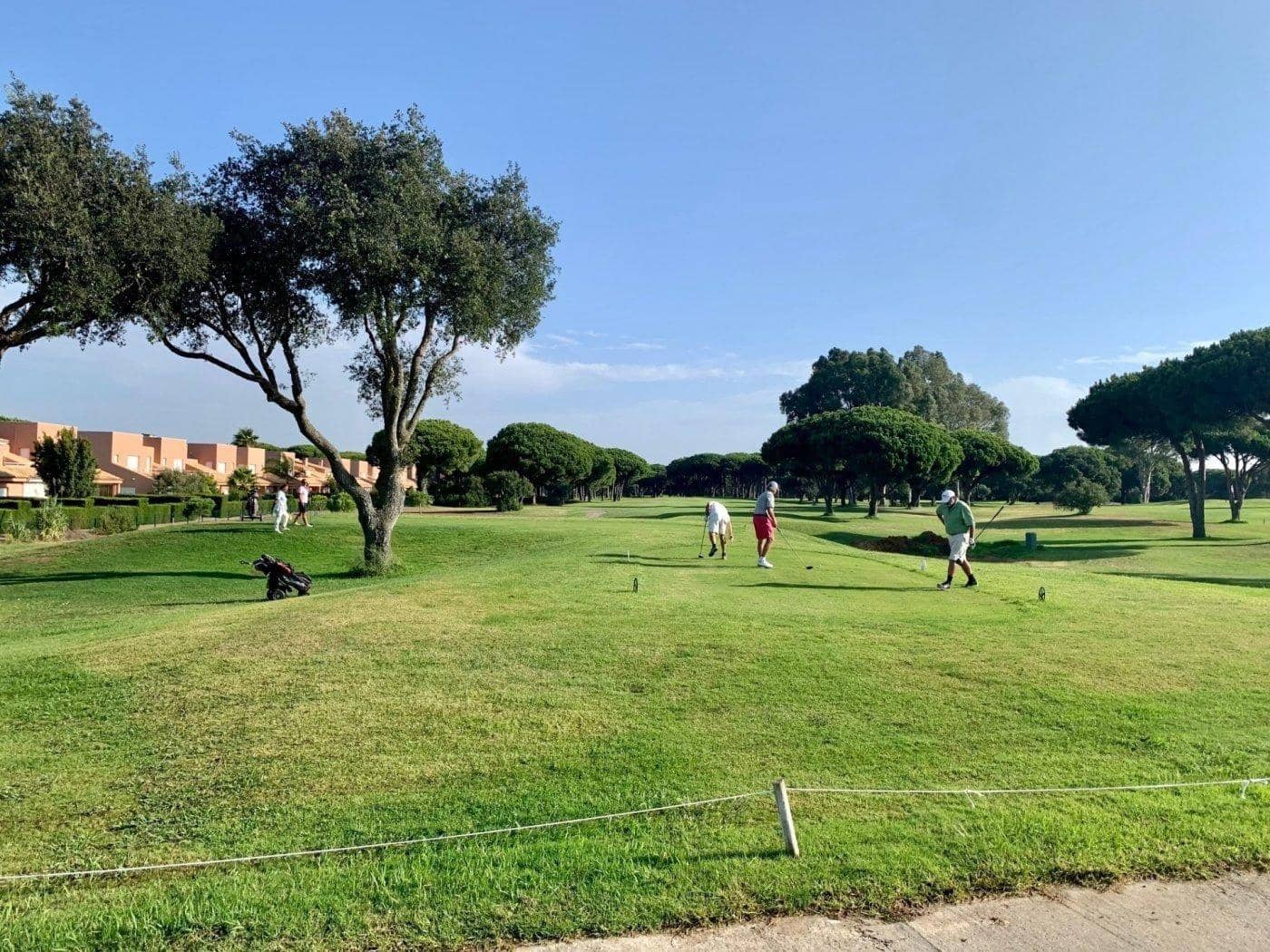 2 soveværelse Rækkehus til salg i Chiclana de la Frontera med swimmingpool garage - € 155.000 (Ref: 8038479)