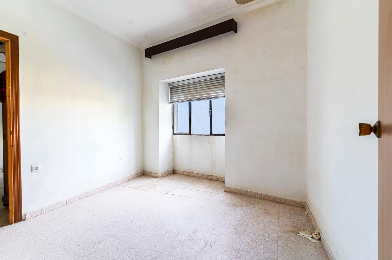 10 bedroom Finca/Country House for sale in Chiclana de la Frontera with garage - € 475,000 (Ref: 8591757)