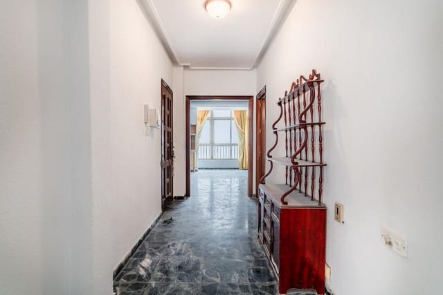 4 soveværelse Villa til salg i Chiclana de la Frontera med garage - € 229.900 (Ref: 8741847)