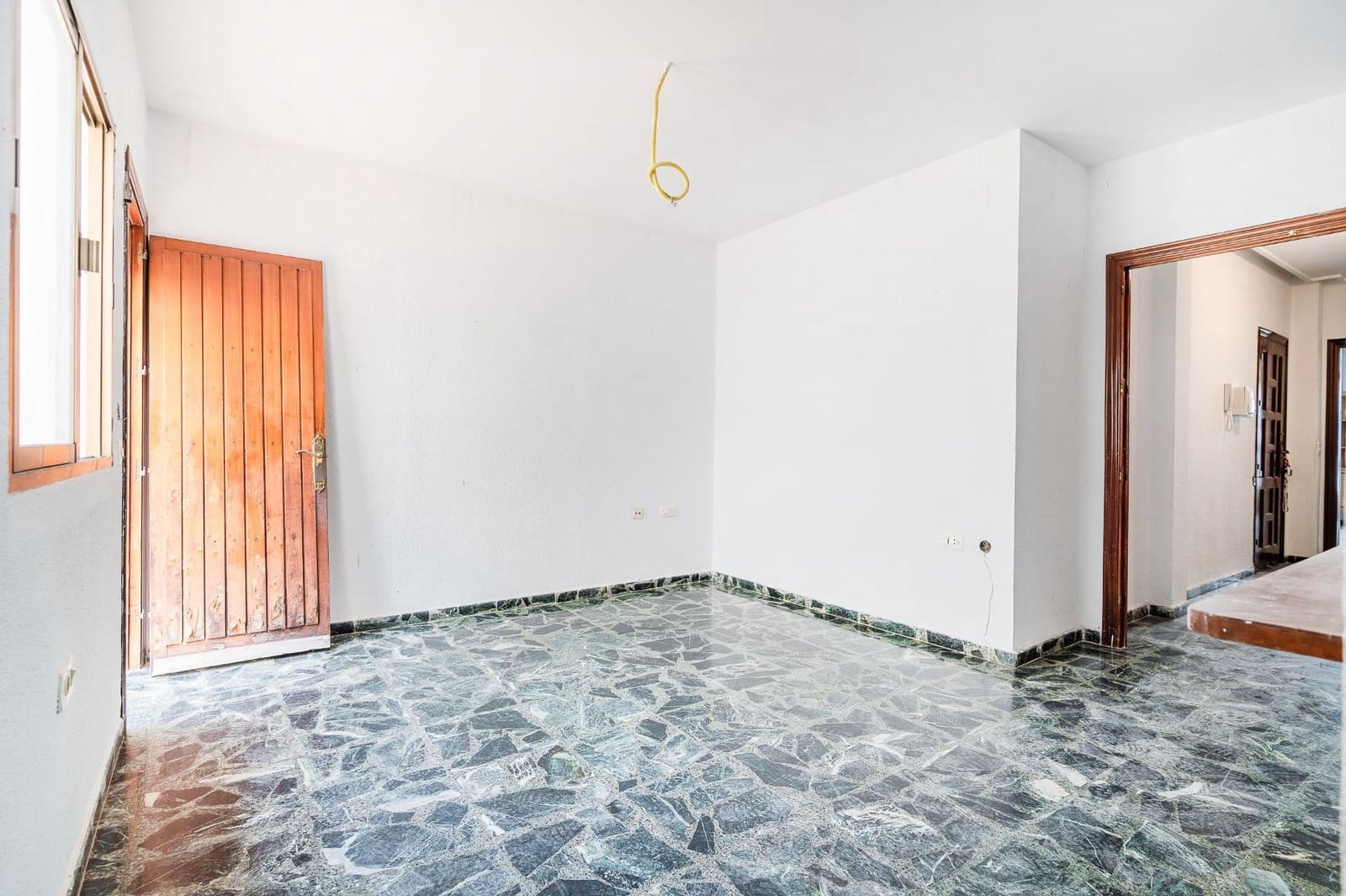 4 soveværelse Villa til salg i Chiclana de la Frontera med garage - € 229.900 (Ref: 8741847)