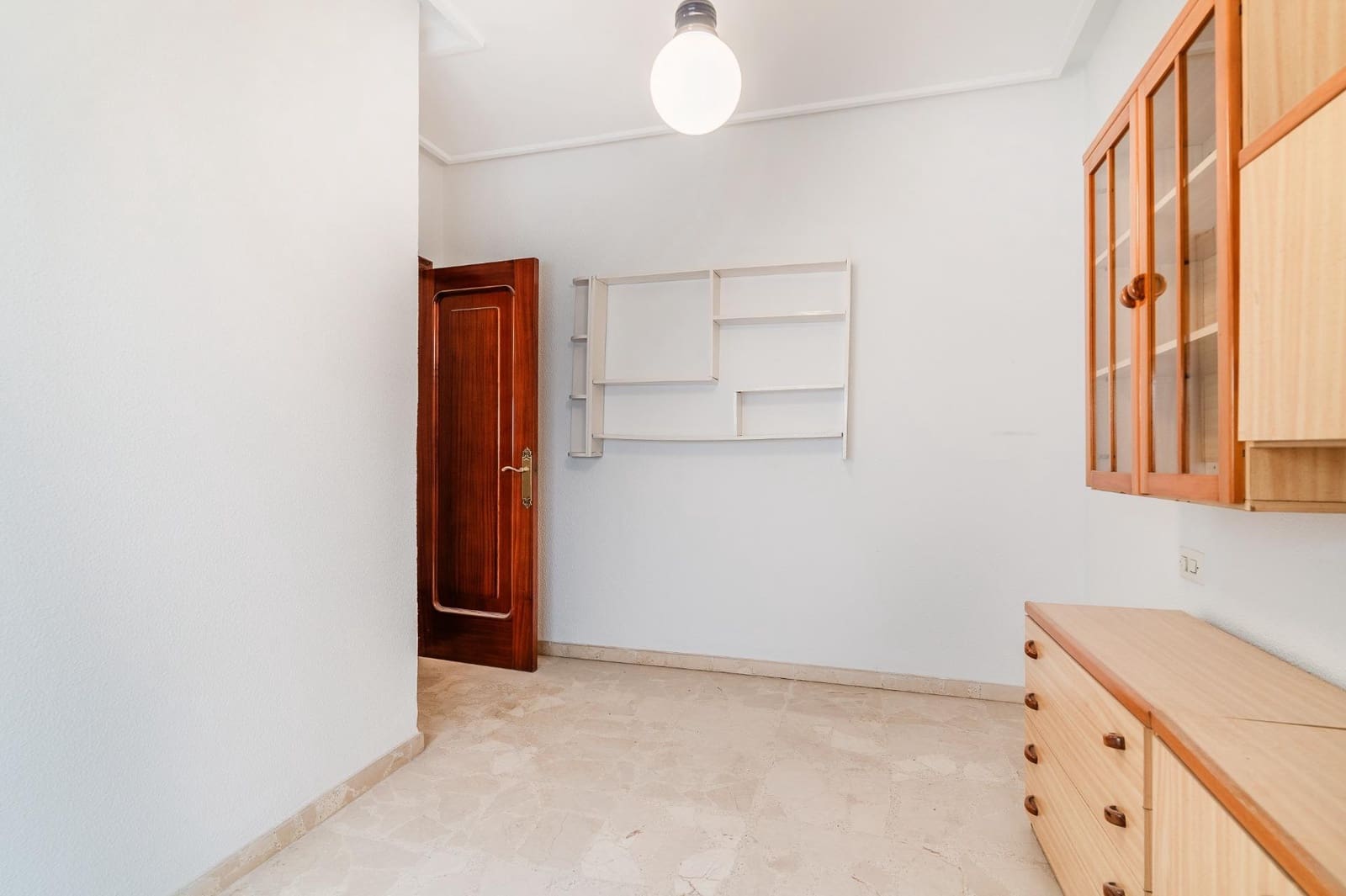 4 soveværelse Villa til salg i Chiclana de la Frontera med garage - € 229.900 (Ref: 8741847)