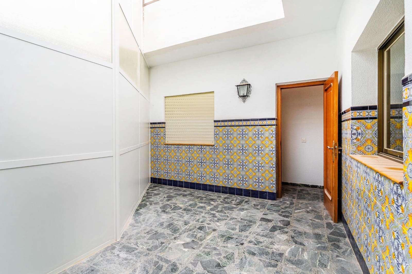 4 soveværelse Villa til salg i Chiclana de la Frontera med garage - € 229.900 (Ref: 8741847)