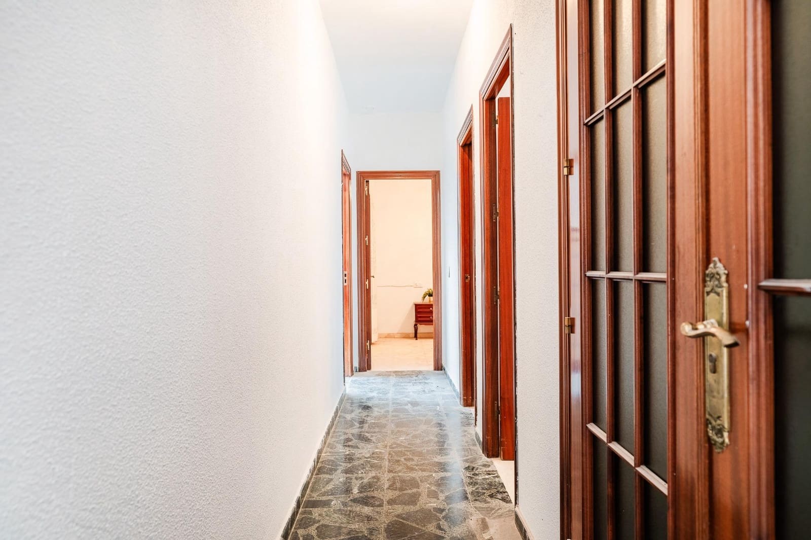 4 soveværelse Villa til salg i Chiclana de la Frontera med garage - € 229.900 (Ref: 8741847)