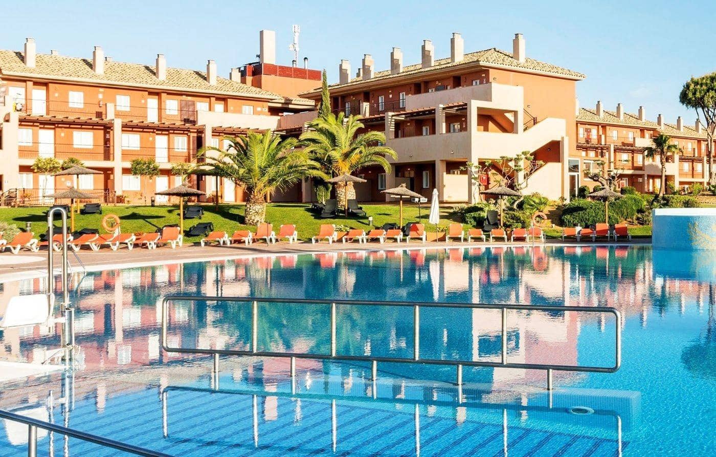 1 bedroom Apartment for sale in Chiclana de la Frontera with pool garage - € 125,000 (Ref: 8869757)