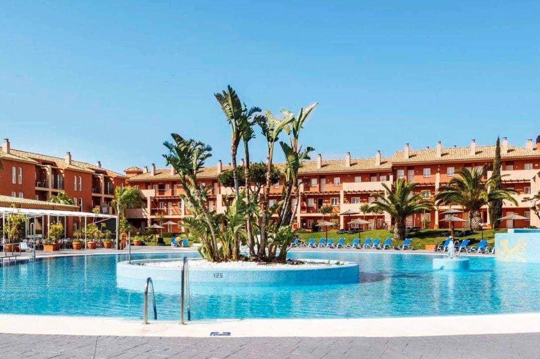 1 bedroom Apartment for sale in Chiclana de la Frontera with pool garage - € 125,000 (Ref: 8869757)