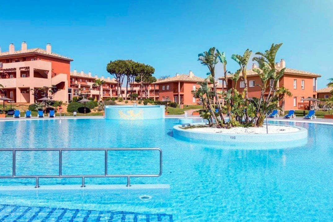1 bedroom Apartment for sale in Chiclana de la Frontera with pool garage - € 125,000 (Ref: 8869757)