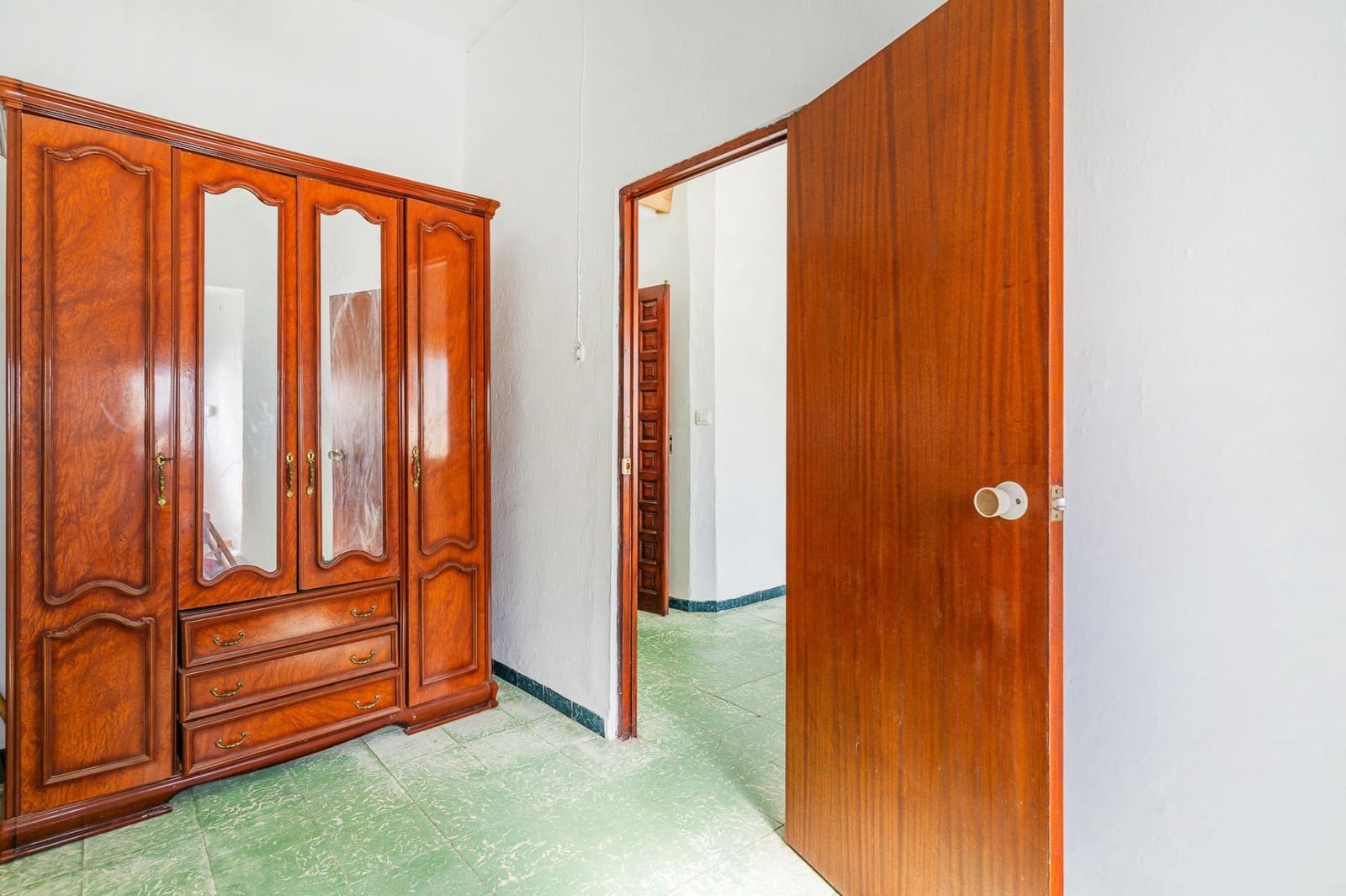 9 bedroom Townhouse for sale in Medina-Sidonia - € 199,990 (Ref: 8957320)