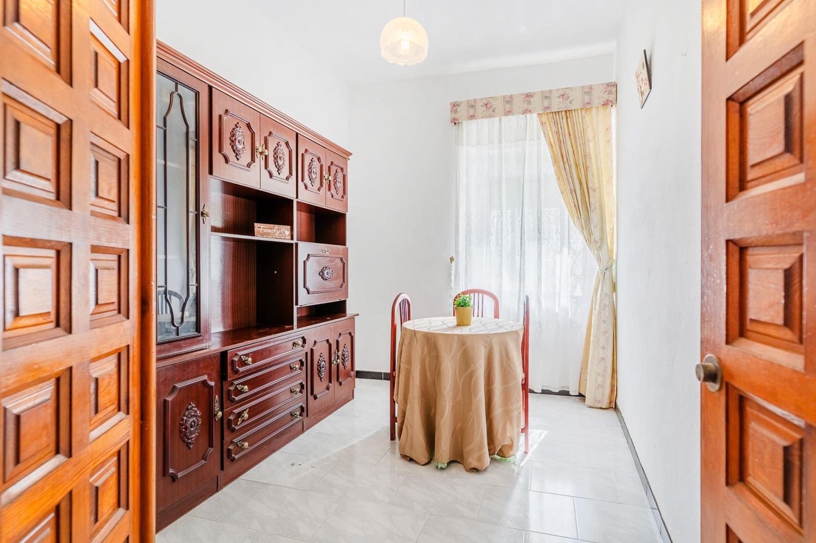 9 bedroom Townhouse for sale in Medina-Sidonia - € 199,990 (Ref: 8957320)