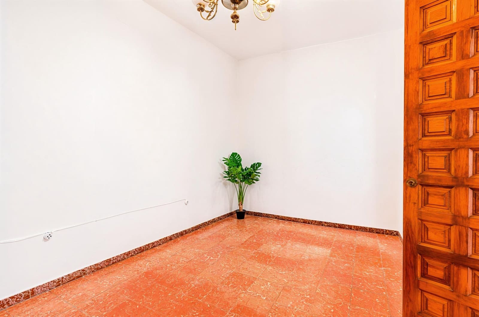 9 bedroom Townhouse for sale in Medina-Sidonia - € 169,990 (Ref: 8957320)