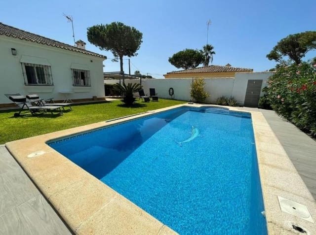 3 soverom Villa til salgs i Novo Sancti Petri, Chiclana de la Frontera med svømmebasseng garasje - € 320 000 (Ref: 8972815)