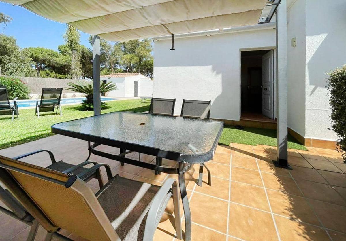 3 soveværelse Villa til salg i Novo Sancti Petri med swimmingpool garage - € 320.000 (Ref: 8972815)