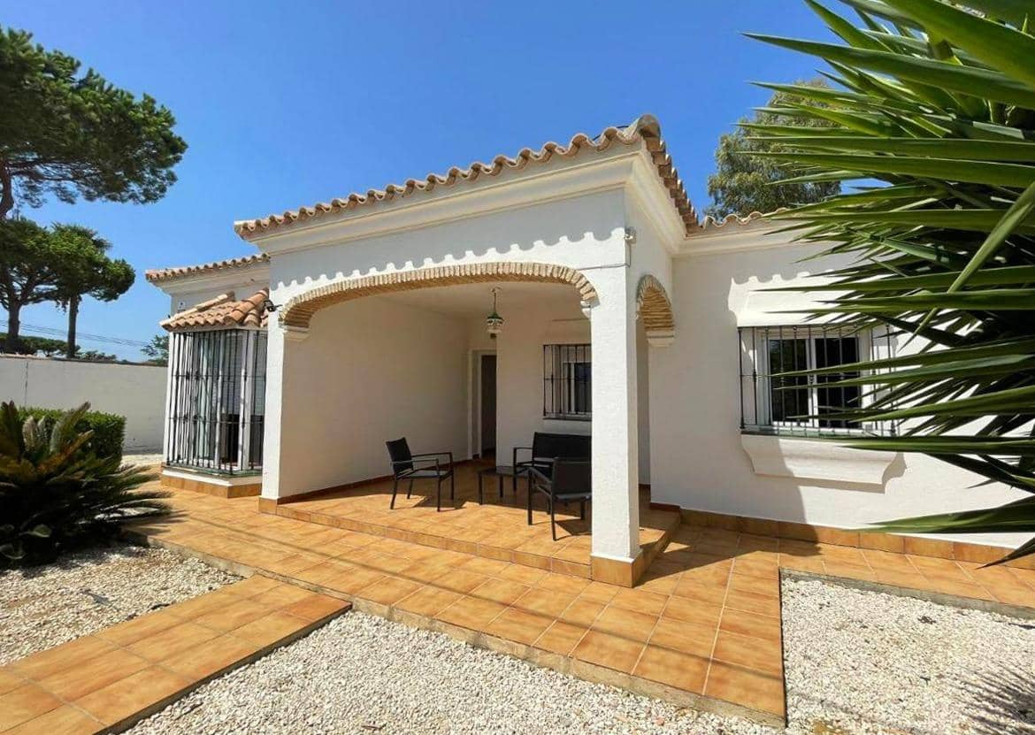 3 soveværelse Villa til salg i Novo Sancti Petri med swimmingpool garage - € 320.000 (Ref: 8972815)