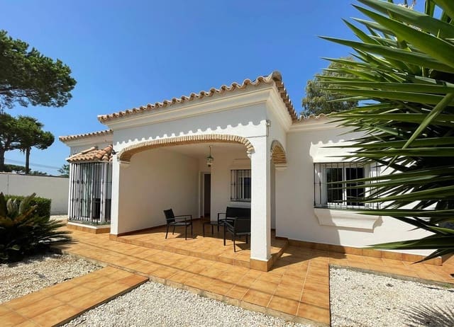3 soverom Villa til salgs i Novo Sancti Petri, Chiclana de la Frontera med svømmebasseng garasje - € 320 000 (Ref: 8972815)
