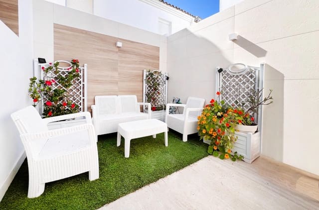 2 chambre Villa/Maison Mitoyenne à vendre à La Barrosa, Chiclana de la Frontera - 450 000 € (Ref: 9007499)