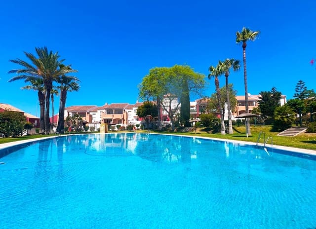 2 soveværelse Lejlighed til salg i La Barrosa, Chiclana de la Frontera med swimmingpool garage - € 305.000 (Ref: 9008647)