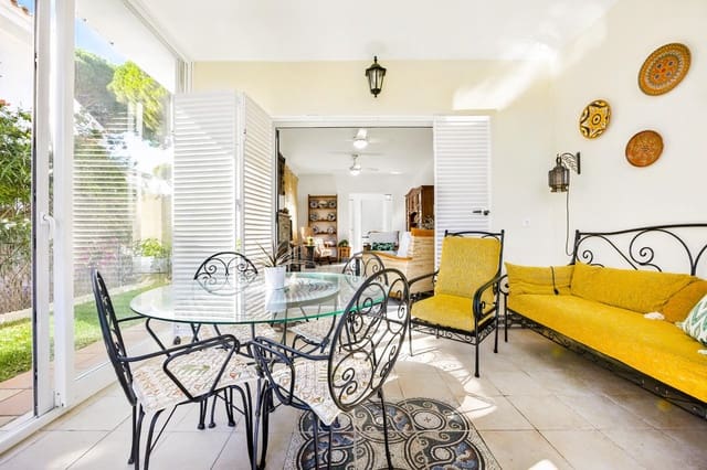 3 soveværelse Villa til salg i La Barrosa, Chiclana de la Frontera - € 619.900 (Ref: 9154300)