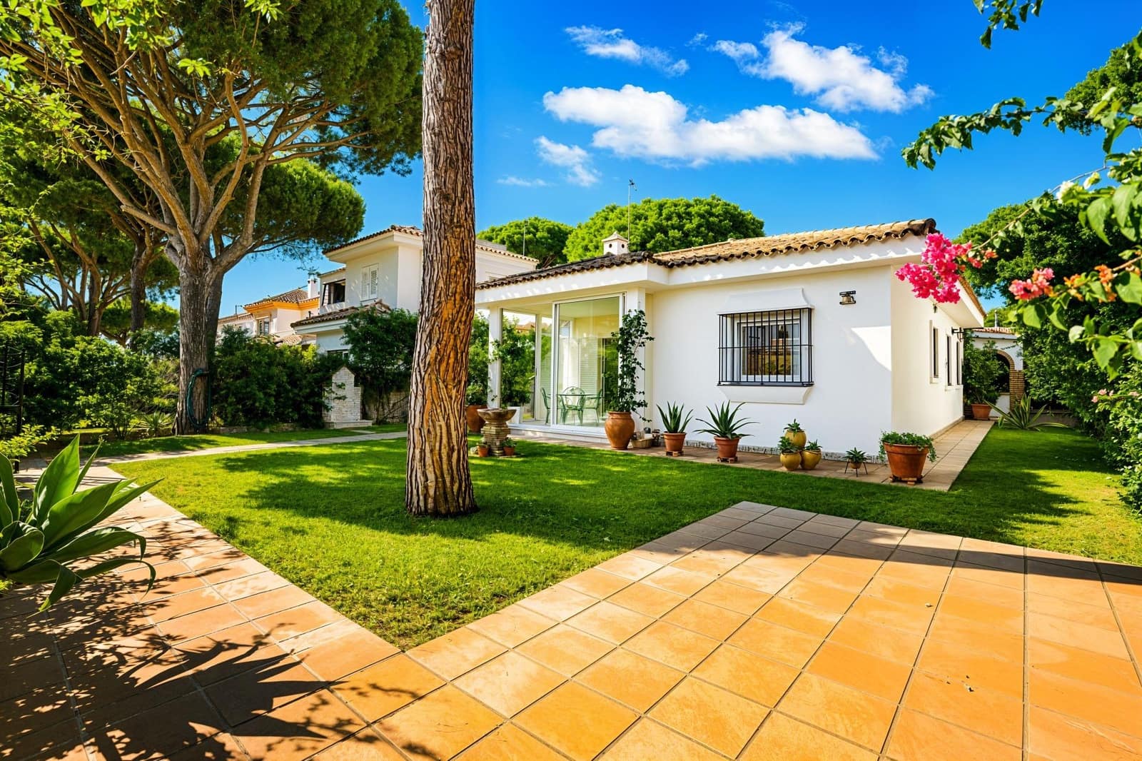 3 sypialnia Willa na sprzedaż w Chiclana de la Frontera - 590 000 € (Ref: 9154300)