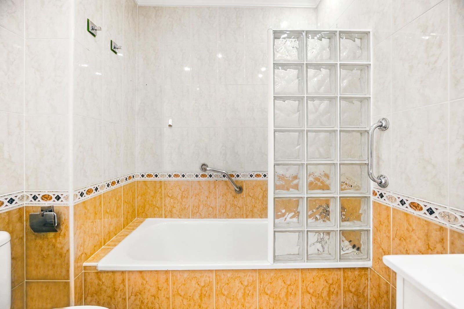 3 chambre Appartement à vendre à Chiclana de la Frontera - 290 000 € (Ref: 9169708)