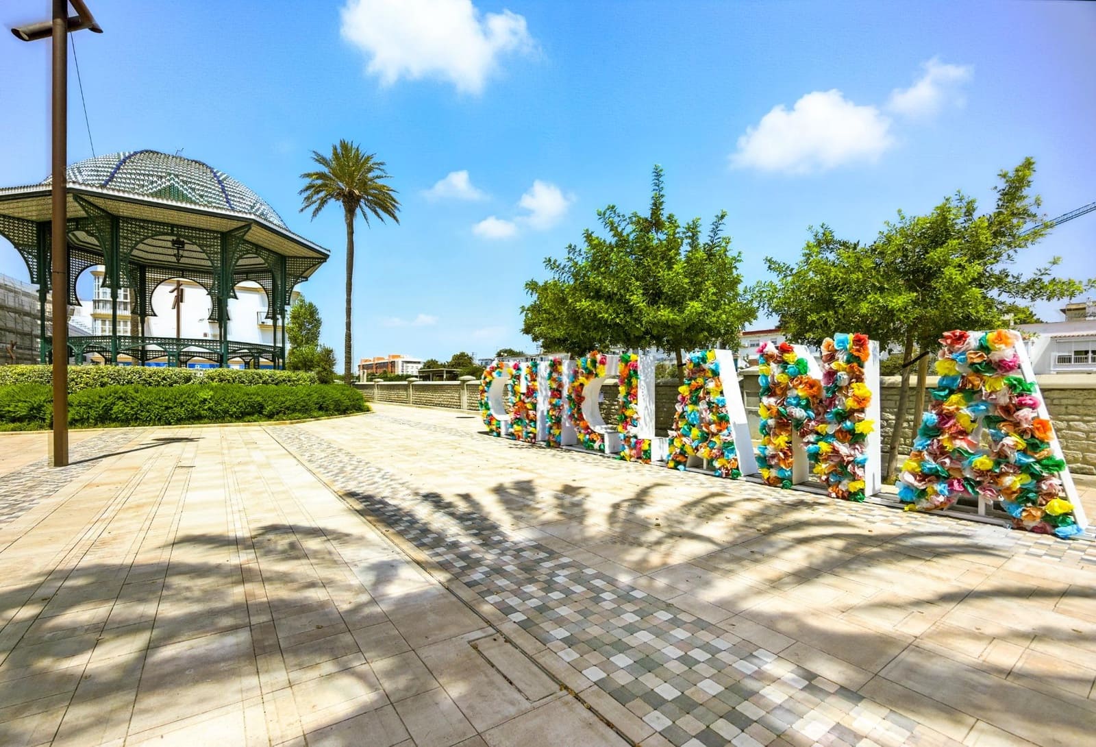 3 chambre Appartement à vendre à Chiclana de la Frontera - 290 000 € (Ref: 9169708)