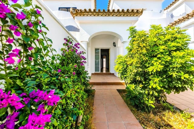 3 soveværelse Rækkehus til salg i Chiclana de la Frontera - € 298.000 (Ref: 9189192)