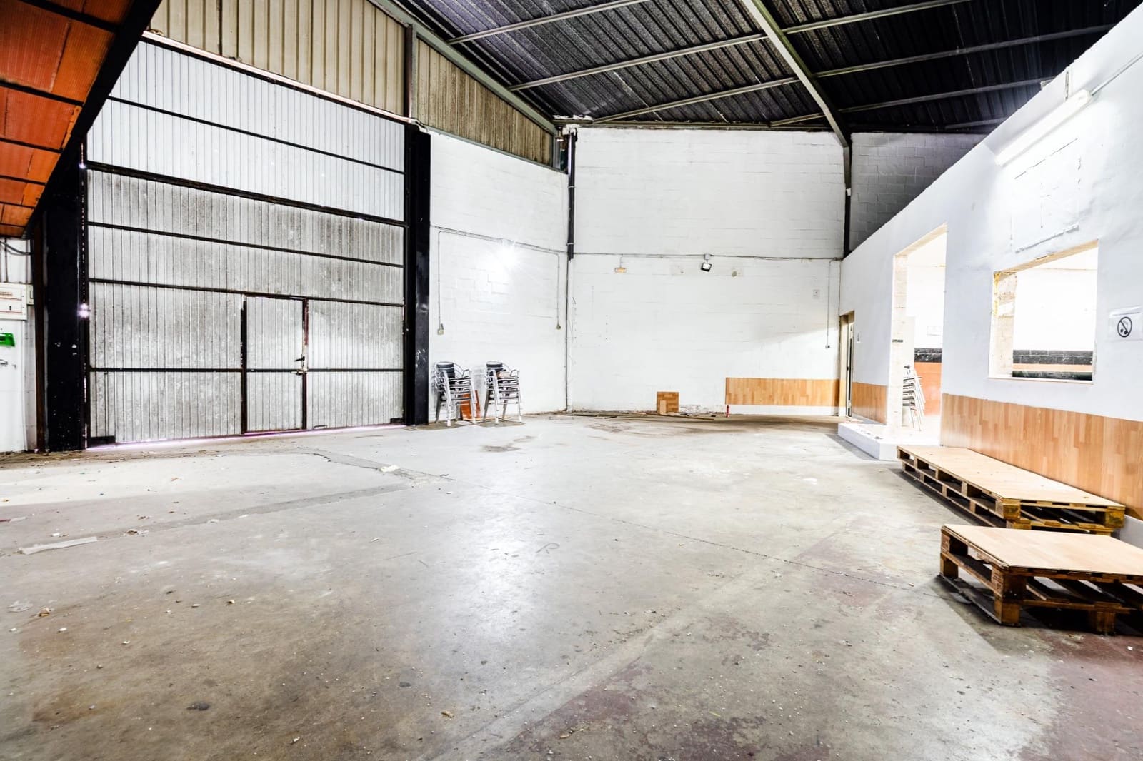 Virksomhed til salg i San Fernando - € 280.000 (Ref: 9204777)