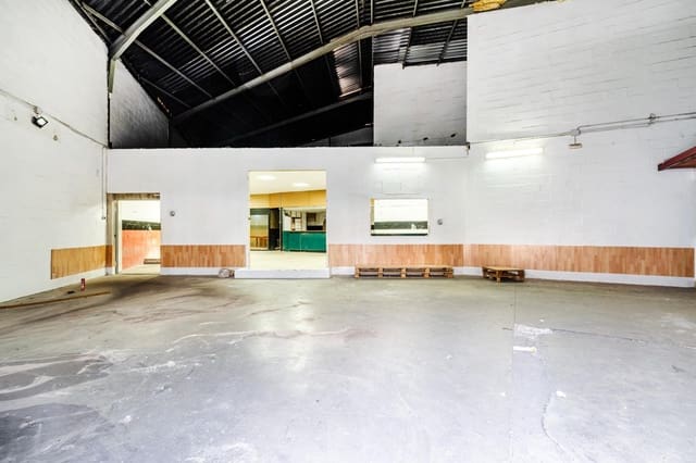 Virksomhed til salg i San Fernando - € 280.000 (Ref: 9204777)