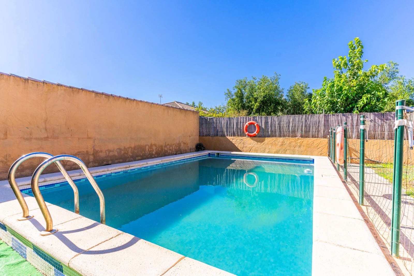 3 quarto Moradia para venda em Chiclana de la Frontera com piscina - 244 990 € (Ref: 9248298)