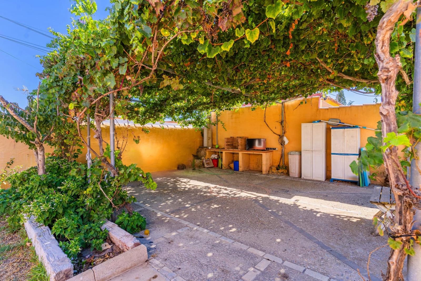 3 quarto Moradia para venda em Chiclana de la Frontera com piscina - 244 990 € (Ref: 9248298)