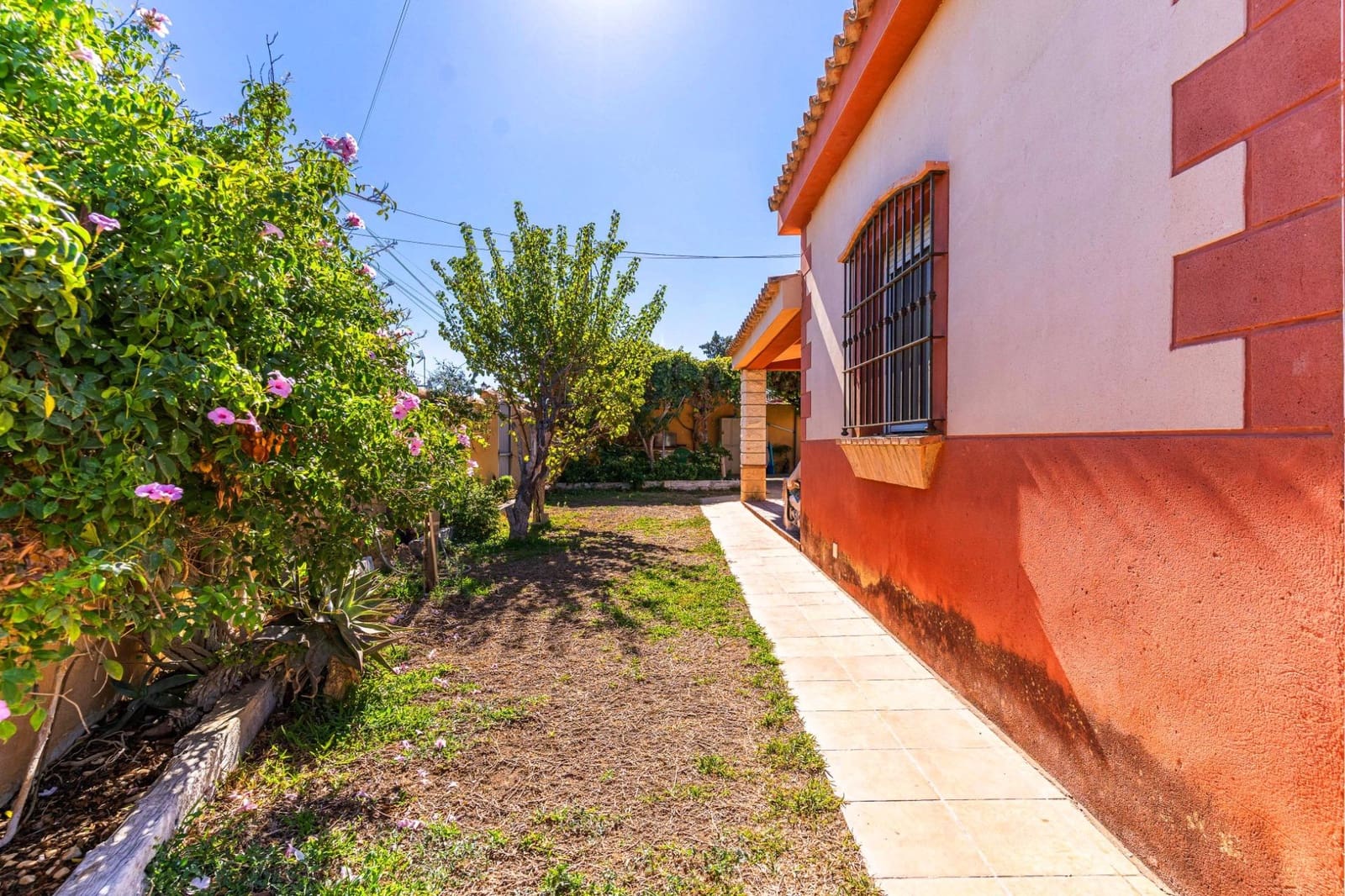 3 quarto Moradia para venda em Chiclana de la Frontera com piscina - 244 990 € (Ref: 9248298)