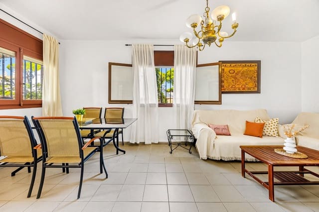 3 soveværelse Villa til salg i La Barrosa, Chiclana de la Frontera - € 699.990 (Ref: 9257567)