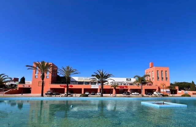 Erhverv til salg i Novo Sancti Petri, Chiclana de la Frontera - € 159.990 (Ref: 9287714)