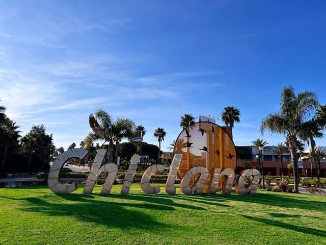 Erhverv til salg i Novo Sancti Petri, Chiclana de la Frontera - € 159.990 (Ref: 9287714)