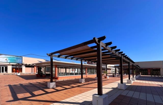 Commercieel te koop in Novo Sancti Petri, Chiclana de la Frontera - € 159.990 (Ref: 9287714)