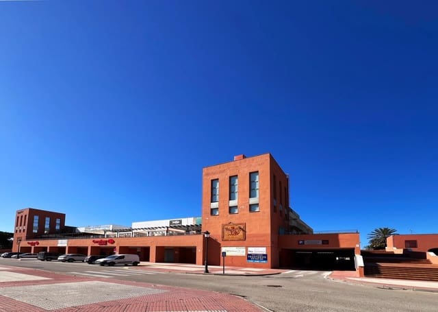 Commercieel te koop in Novo Sancti Petri, Chiclana de la Frontera - € 159.990 (Ref: 9287714)