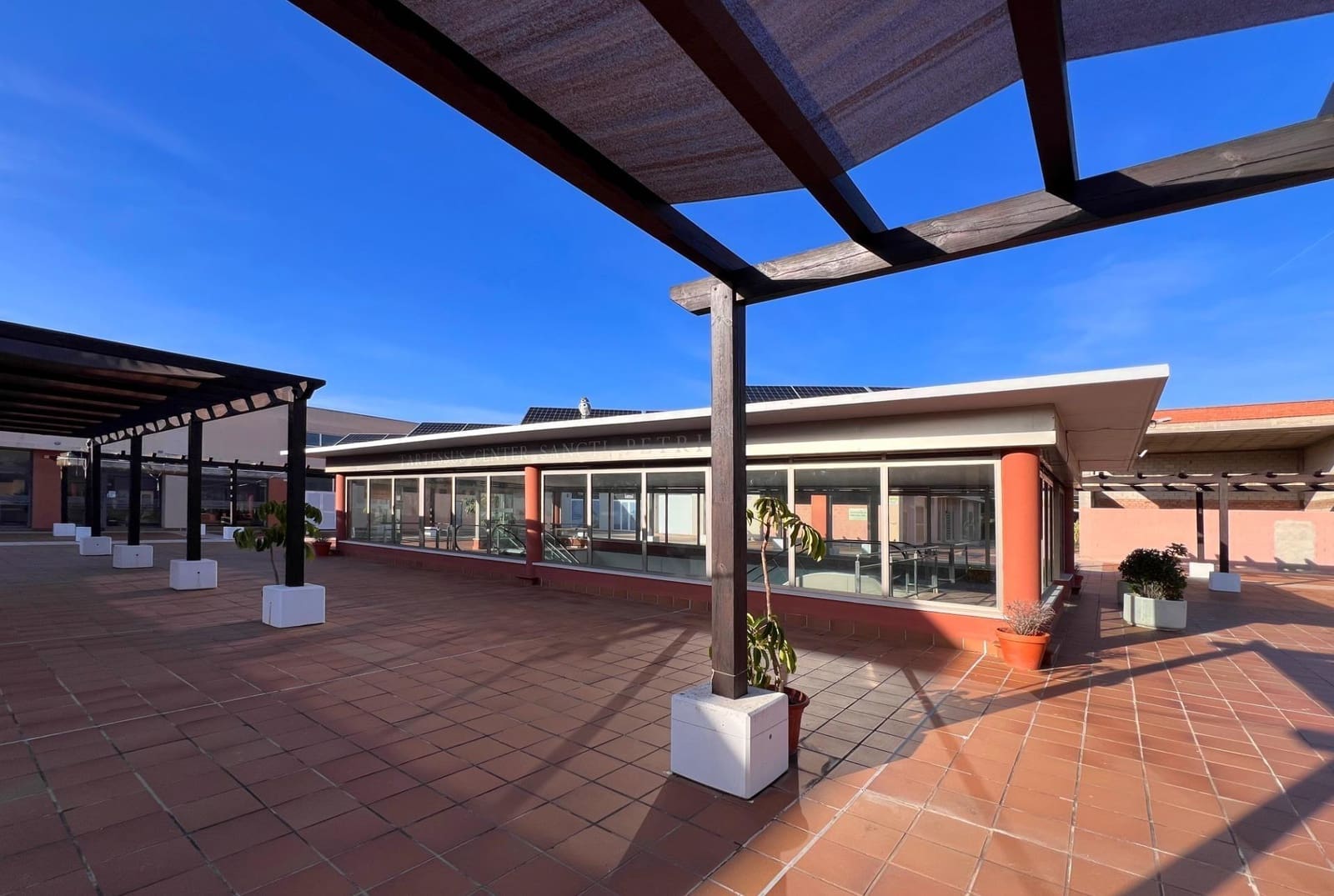 Local Comercial en Novo Sancti Petri en venta - 159.990 € (Ref: 9287714)