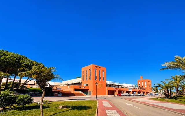 Commercial for sale in Novo Sancti Petri, Chiclana de la Frontera - € 159,990 (Ref: 9287714)