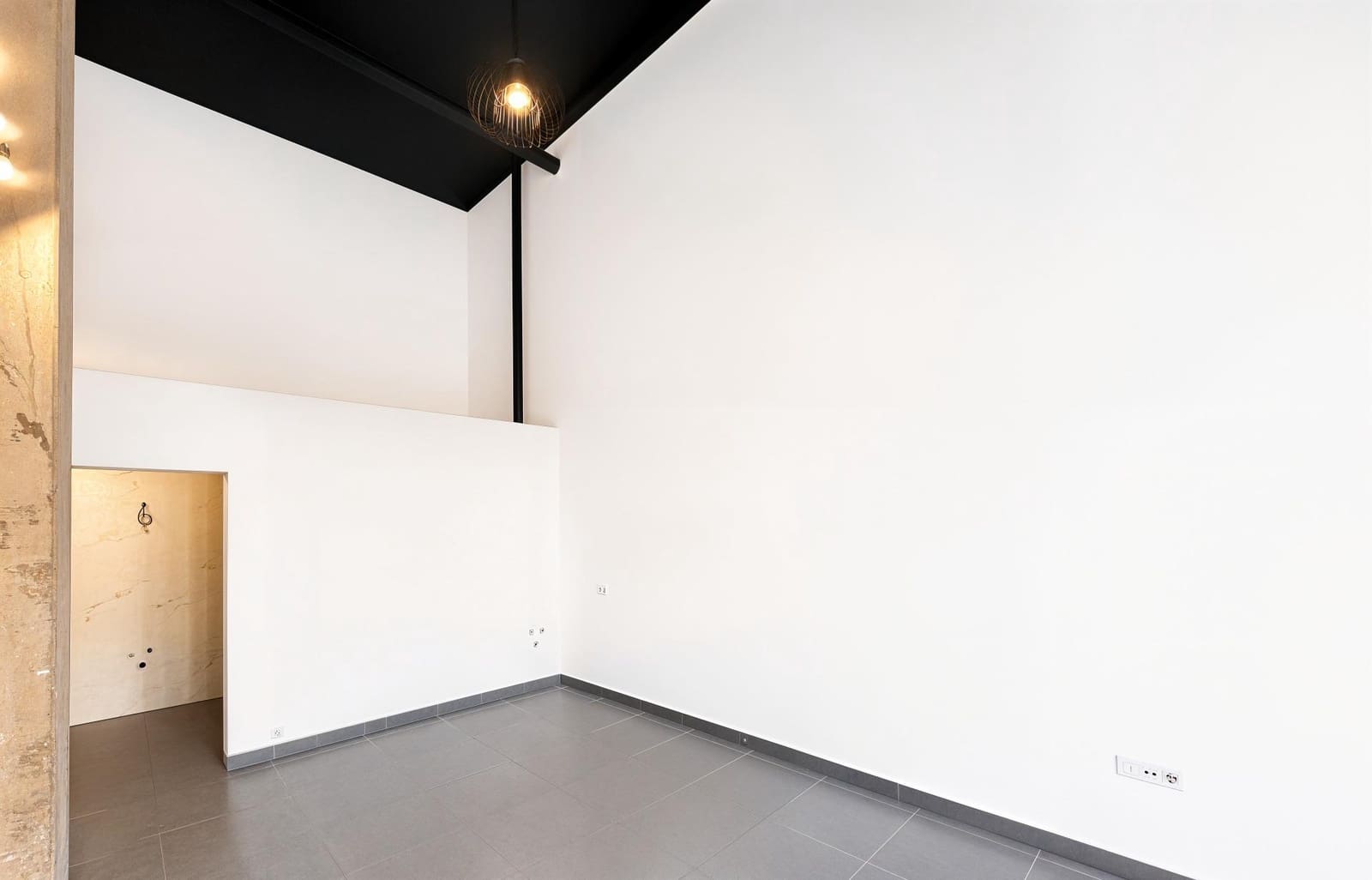 Commercial for sale in Novo Sancti Petri - € 159,990 (Ref: 9287714)