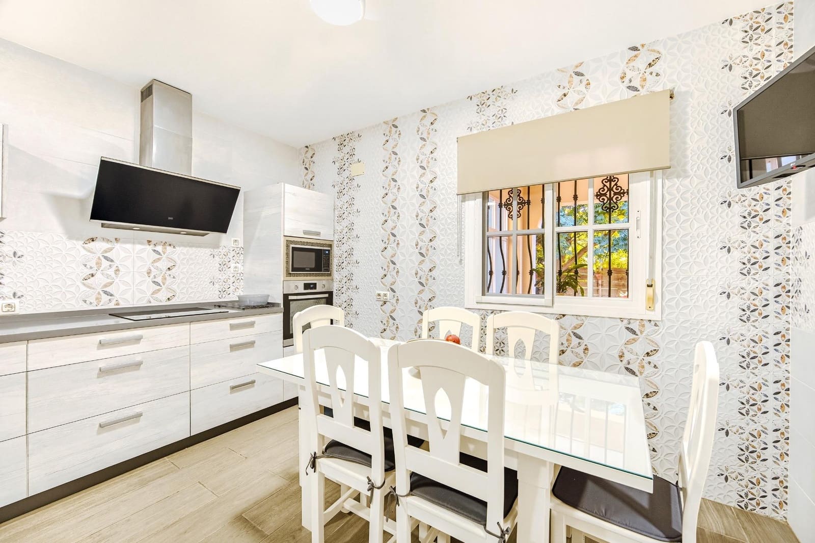 3 soveværelse Villa til salg i Chiclana de la Frontera med swimmingpool - € 359.990 (Ref: 9296788)