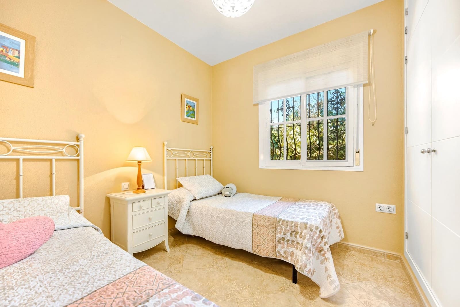 3 soveværelse Villa til salg i Chiclana de la Frontera med swimmingpool - € 359.990 (Ref: 9296788)