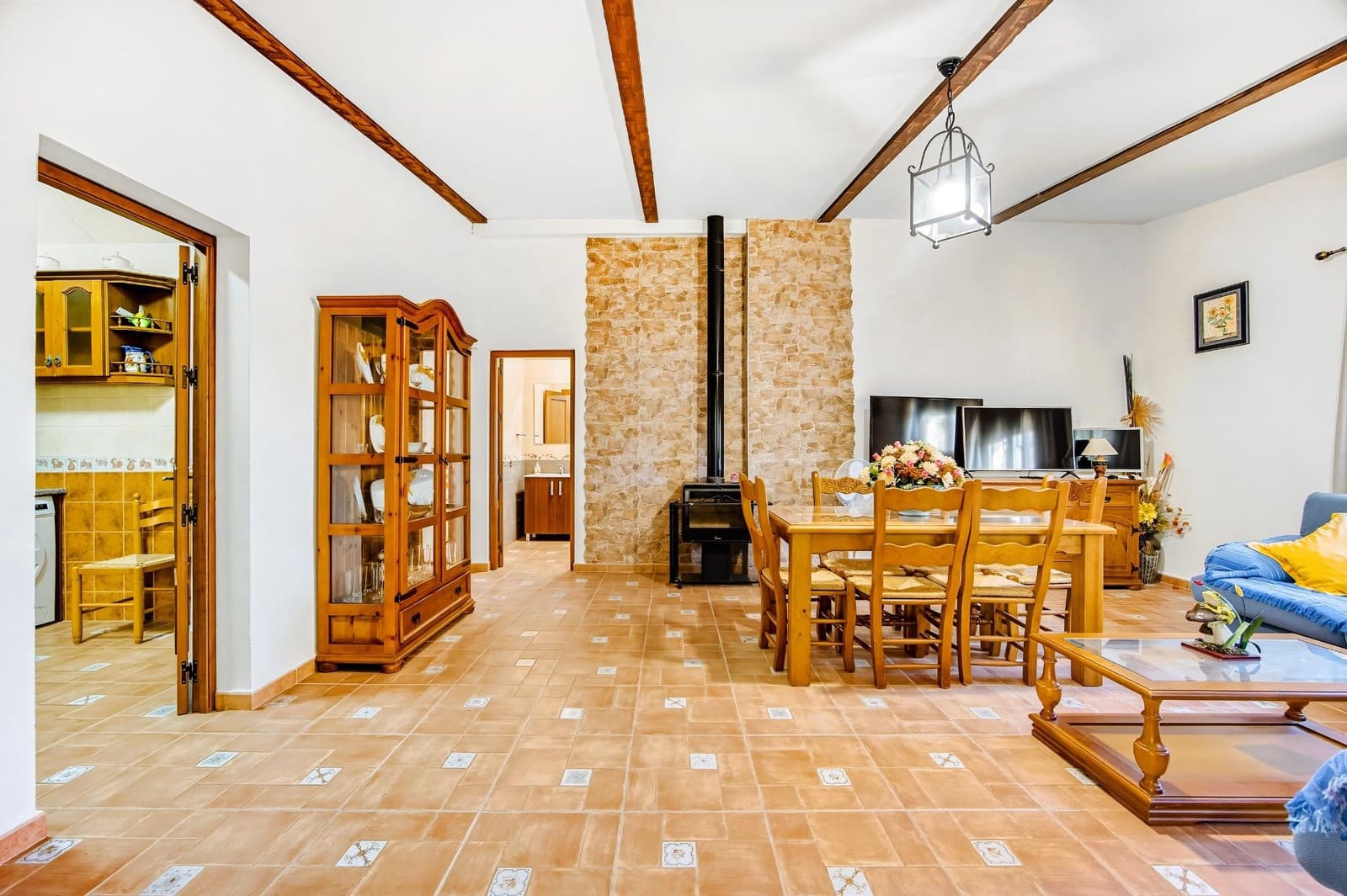 3 soveværelse Villa til salg i Chiclana de la Frontera med swimmingpool - € 359.990 (Ref: 9296788)