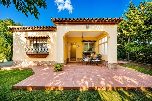 3 soveværelse Villa til salg i Chiclana de la Frontera med swimmingpool - € 349.990 (Ref: 9296788)