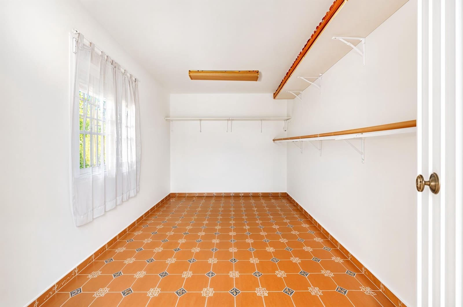3 bedroom Villa for sale in Chiclana de la Frontera with pool - € 349,990 (Ref: 9296788)