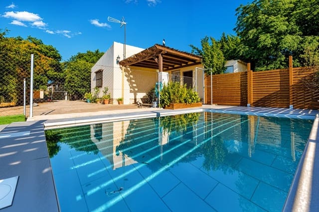 3 soveværelse Villa til salg i Chiclana de la Frontera med swimmingpool - € 349.990 (Ref: 9296788)