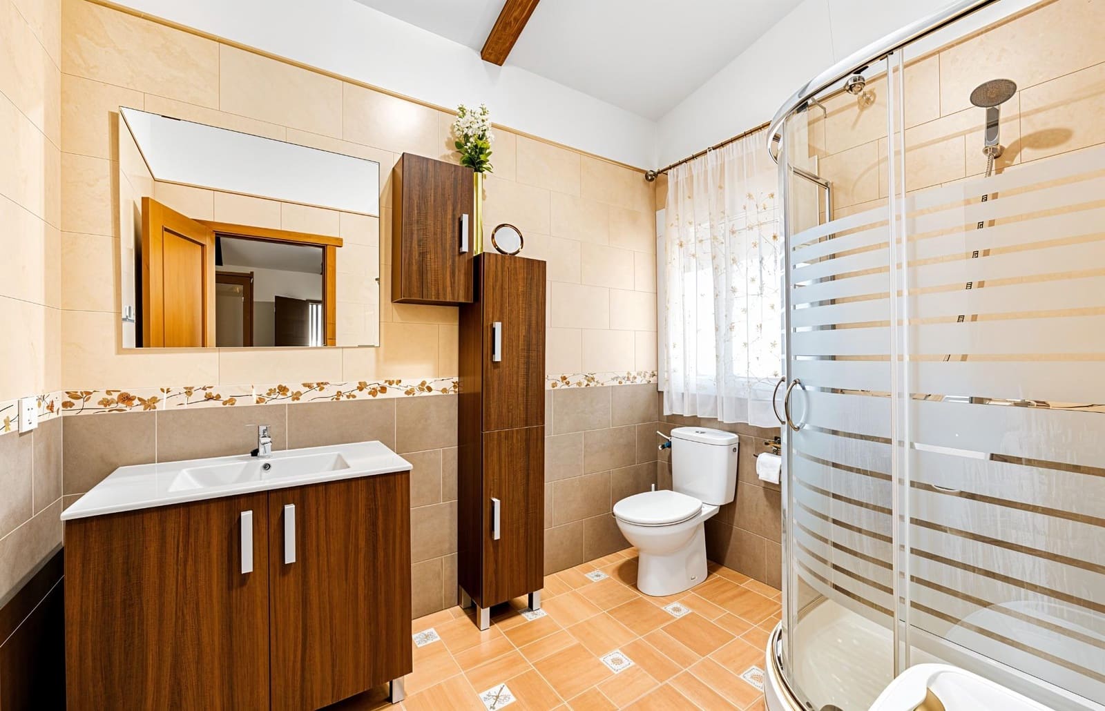3 bedroom Villa for sale in Chiclana de la Frontera with pool - € 349,990 (Ref: 9296788)